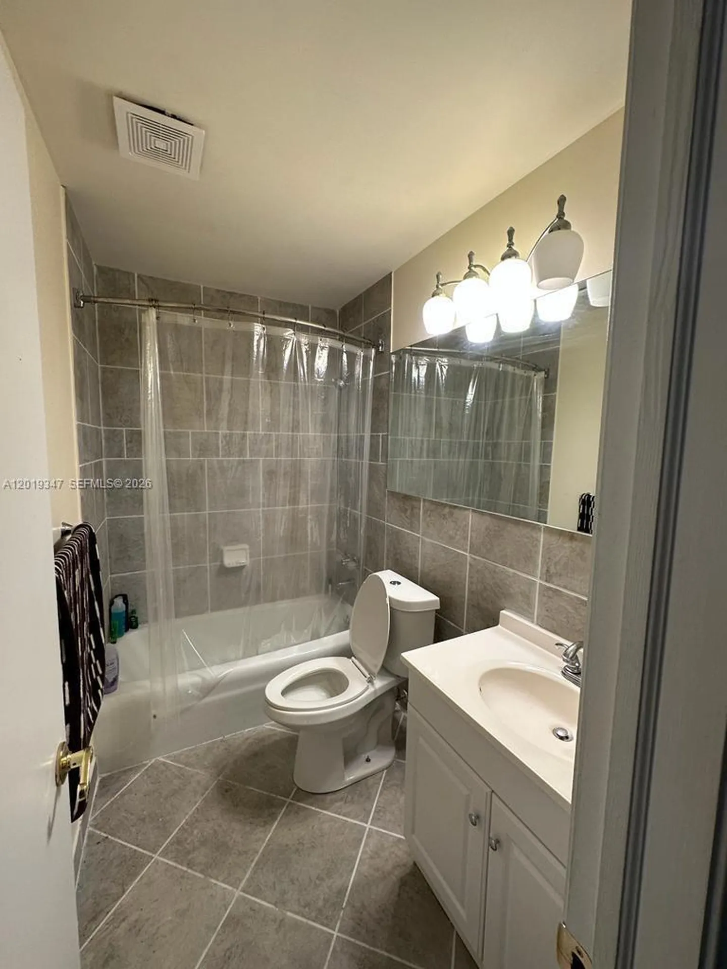 6600 NE 22nd Way Fort Lauderdale FL 33308