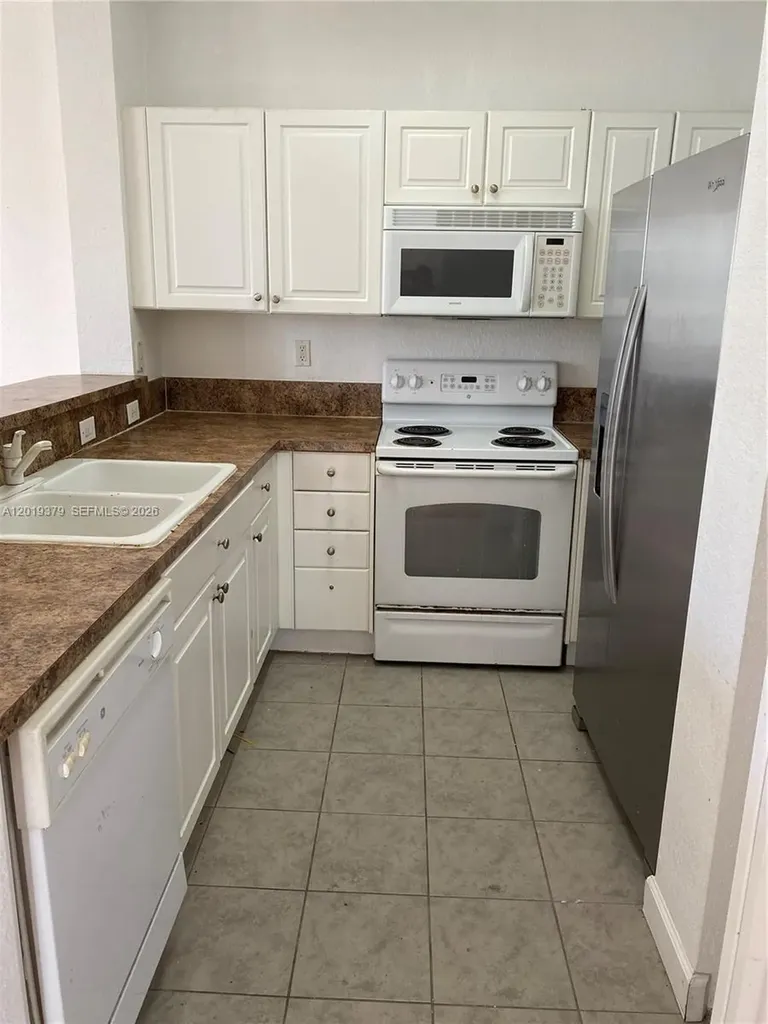 3355 NE 13 Cir Drive Homestead FL 33033