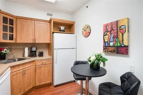 5600 Collins Avenue Miami Beach FL 33140