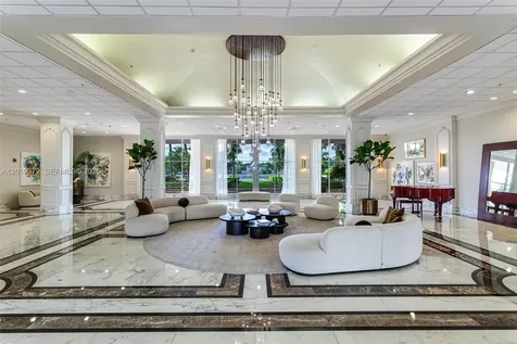 5600 Collins Avenue Miami Beach FL 33140