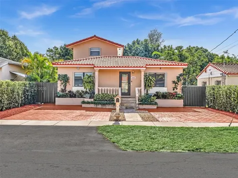 6460 SW 2nd Street Miami FL 33144