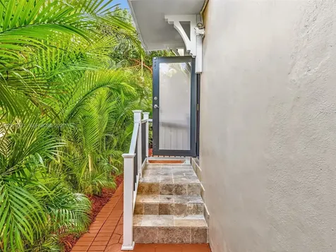 6460 SW 2nd Street Miami FL 33144