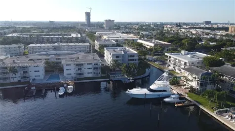 1900 Diana Drive Hallandale Beach FL 33009