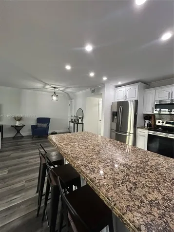 6832 W 2nd Court Hialeah FL 33014