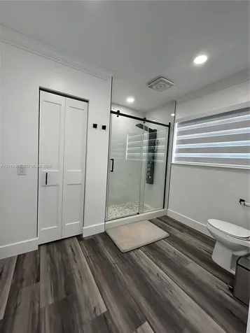 6832 W 2nd Court Hialeah FL 33014