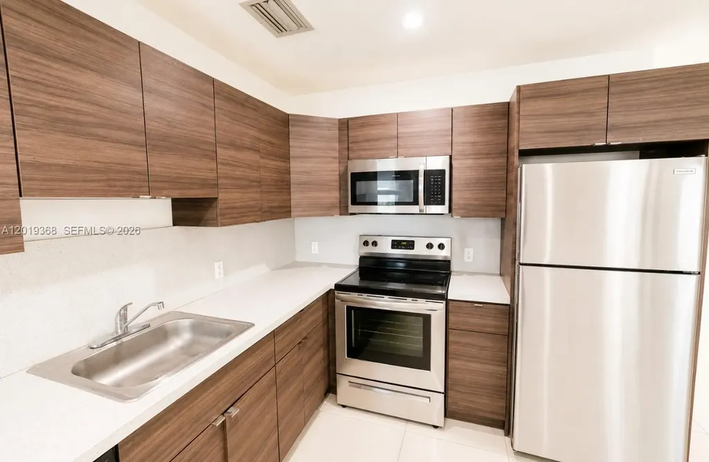 542 NE 67th Street Miami FL 33138
