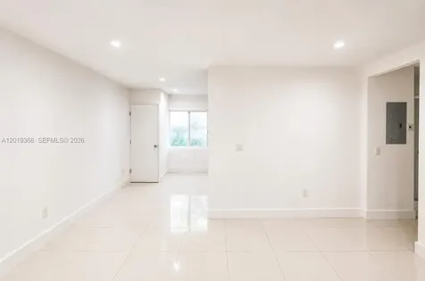 542 NE 67th Street Miami FL 33138