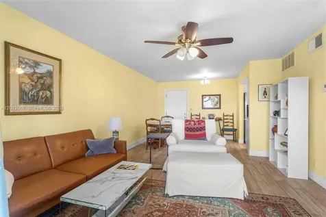 2970 NE 16th Avenue Oakland Park FL 33334