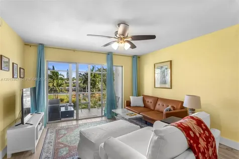 2970 NE 16th Avenue Oakland Park FL 33334