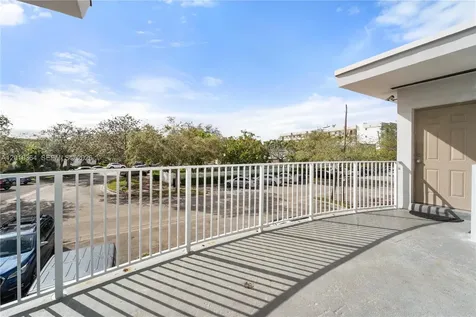 6905 Rue Vendome Miami Beach FL 33141