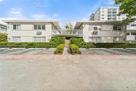 6905 Rue Vendome Miami Beach FL 33141