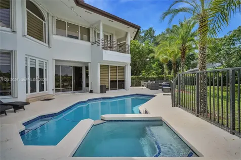 14332 Ardoch Place Miami Lakes FL 33016