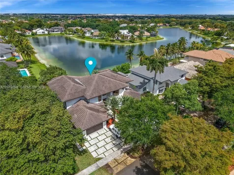 14332 Ardoch Place Miami Lakes FL 33016