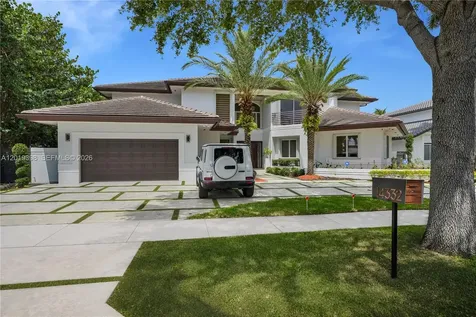 14332 Ardoch Place Miami Lakes FL 33016