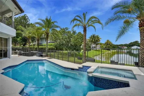 14332 Ardoch Place Miami Lakes FL 33016