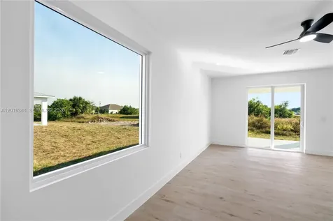 319 Lorena Avenue S Lehigh Acres FL 33974