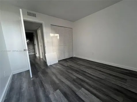 9431 SW 4th Street Miami FL 33174