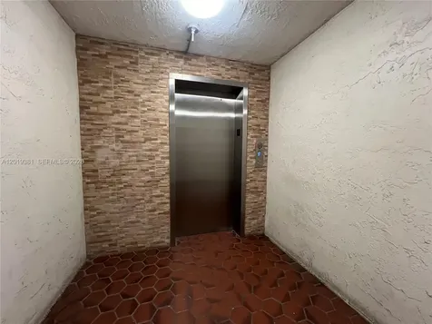 9431 SW 4th Street Miami FL 33174