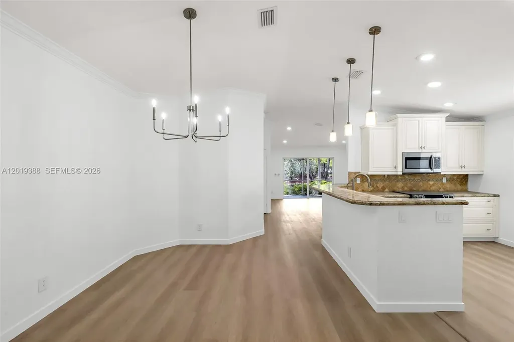 Coral Springs FL 33076