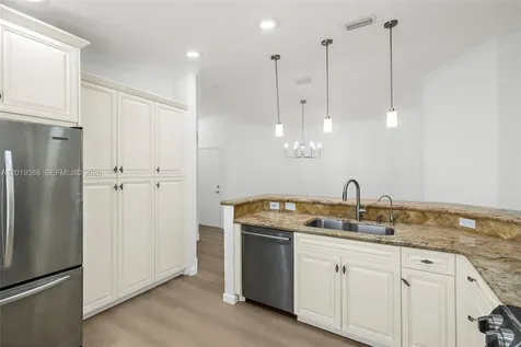 5621 NW 117th Avenue Coral Springs FL 33076