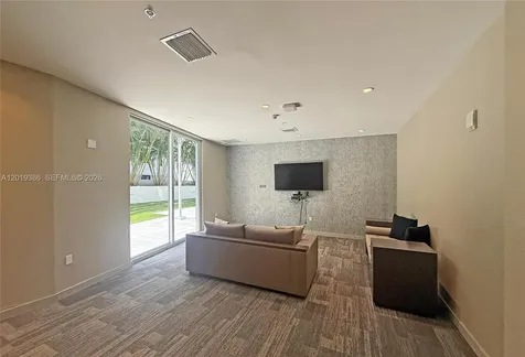 1010 SW 2nd Avenue Miami FL 33130