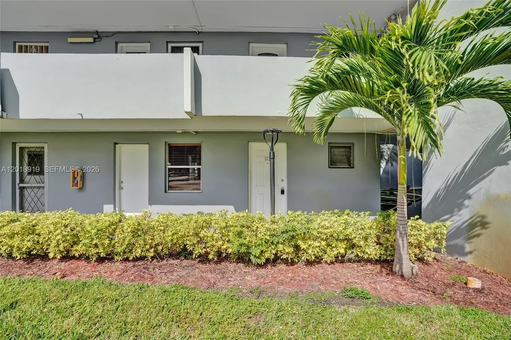 1601 NE 191 Street Miami FL 33179