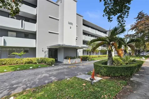 1601 NE 191 Street Miami FL 33179