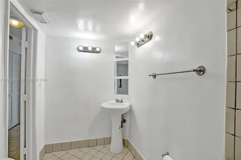 1601 NE 191 Street Miami FL 33179