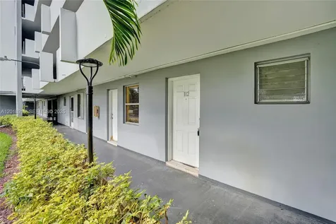 1601 NE 191 Street Miami FL 33179