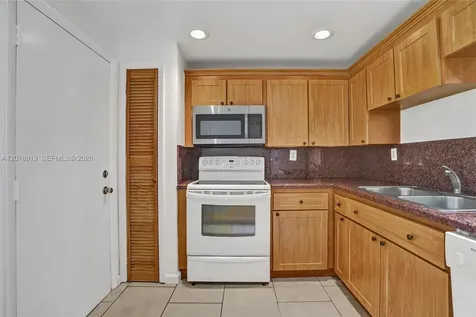 1601 NE 191 Street Miami FL 33179