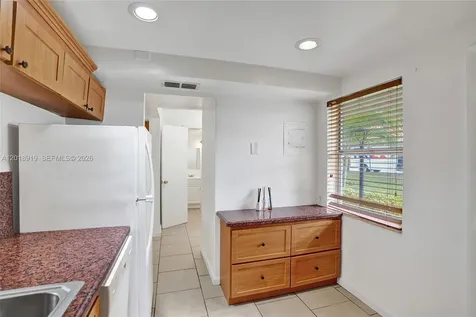 1601 NE 191 Street Miami FL 33179