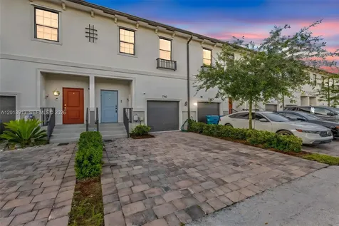 730 SW 12th Street Florida City FL 33034