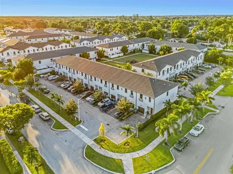 730 SW 12th Street Florida City FL 33034