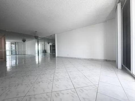 3800 S Ocean Drive Hollywood FL 33019