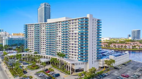 3800 S Ocean Drive Hollywood FL 33019