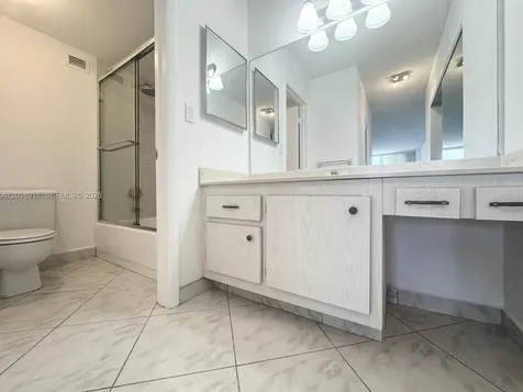 3800 S Ocean Drive Hollywood FL 33019