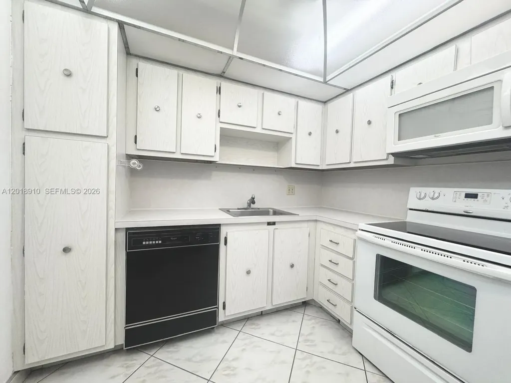 3800 S Ocean Drive Hollywood FL 33019