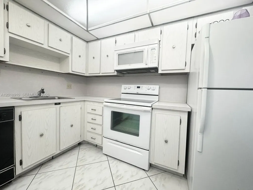 3800 S Ocean Drive Hollywood FL 33019