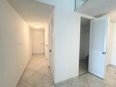 3800 S Ocean Drive Hollywood FL 33019
