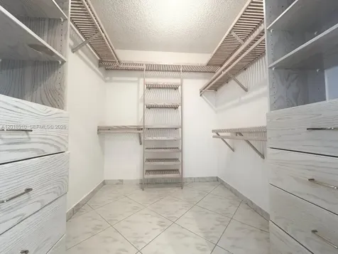 3800 S Ocean Drive Hollywood FL 33019