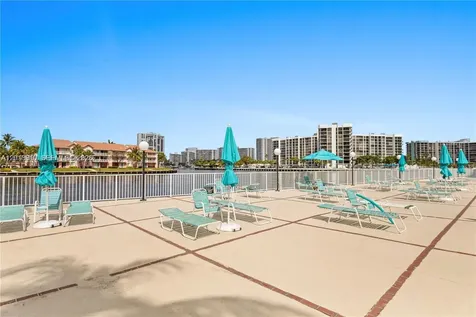 3800 S Ocean Drive Hollywood FL 33019