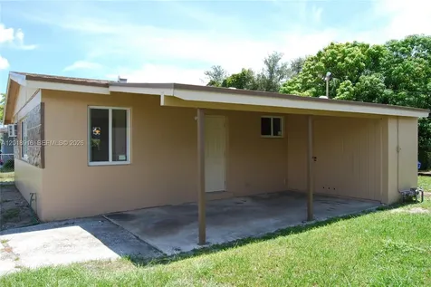 3020 NW 71st Street Miami FL 33147