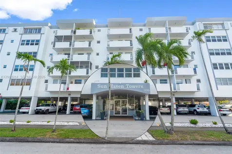 1720 Jefferson Street Hollywood FL 33020