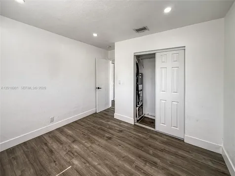 2620 NW 18th Terrace Oakland Park FL 33311