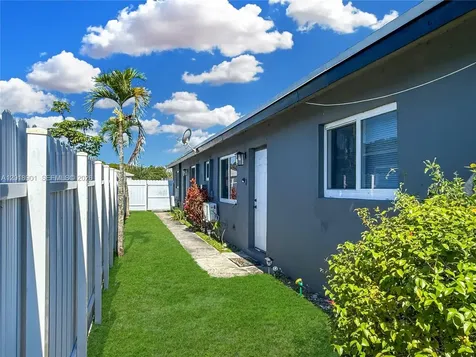 2620 NW 18th Terrace Oakland Park FL 33311