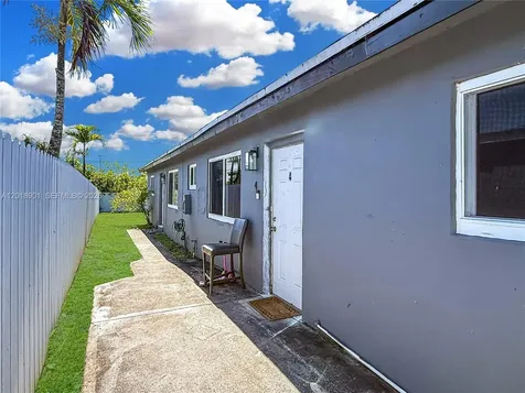 2620 NW 18th Terrace Oakland Park FL 33311