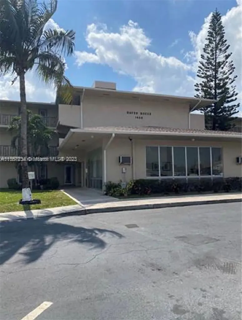 1480 E Sample Road Pompano Beach FL 33064