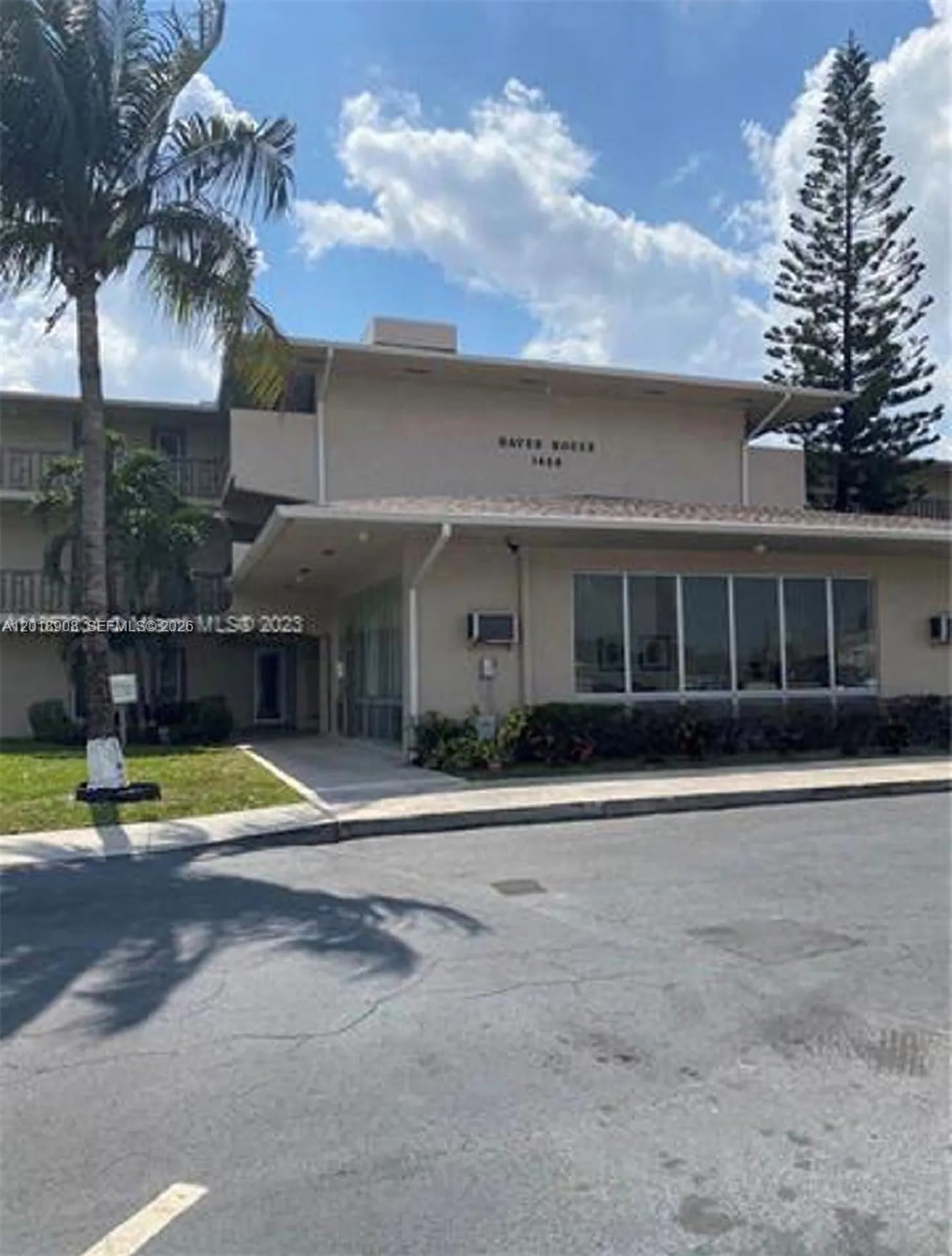 1480 E Sample Road Pompano Beach FL 33064