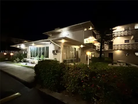 1480 E Sample Road Pompano Beach FL 33064