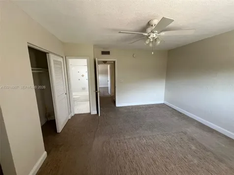 8600 SW 67th Avenue Pinecrest FL 33156